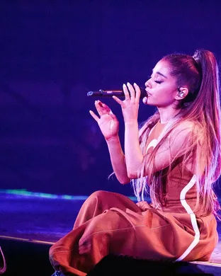 Ariana Grande Oakland
