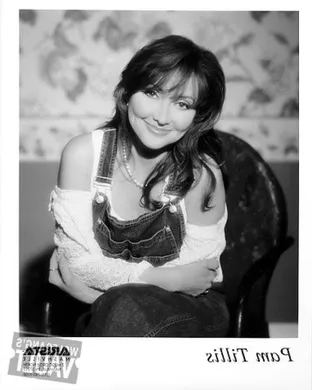 Pam Tillis Petaluma