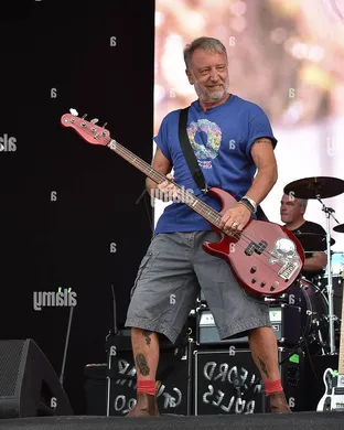 Peter Hook And The Light Saratoga