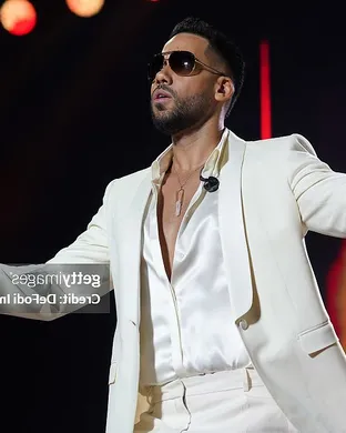 Romeo Santos Oakland
