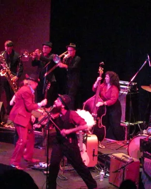 Squirrel Nut Zippers San Francisco