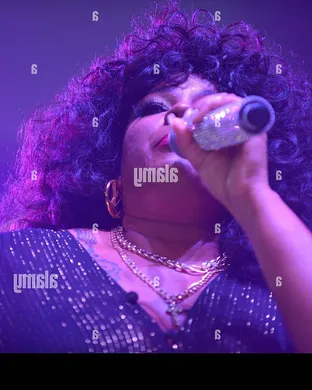 Syleena Johnson Oakland